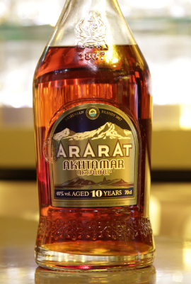 カザフスタン ARARAT ブランデー